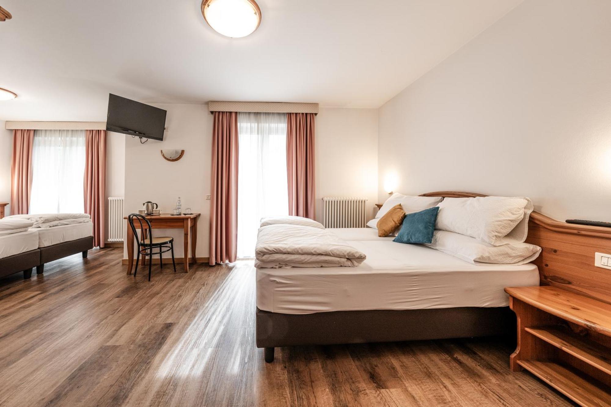 Hotel La Noria Commezzadura Ngoại thất bức ảnh