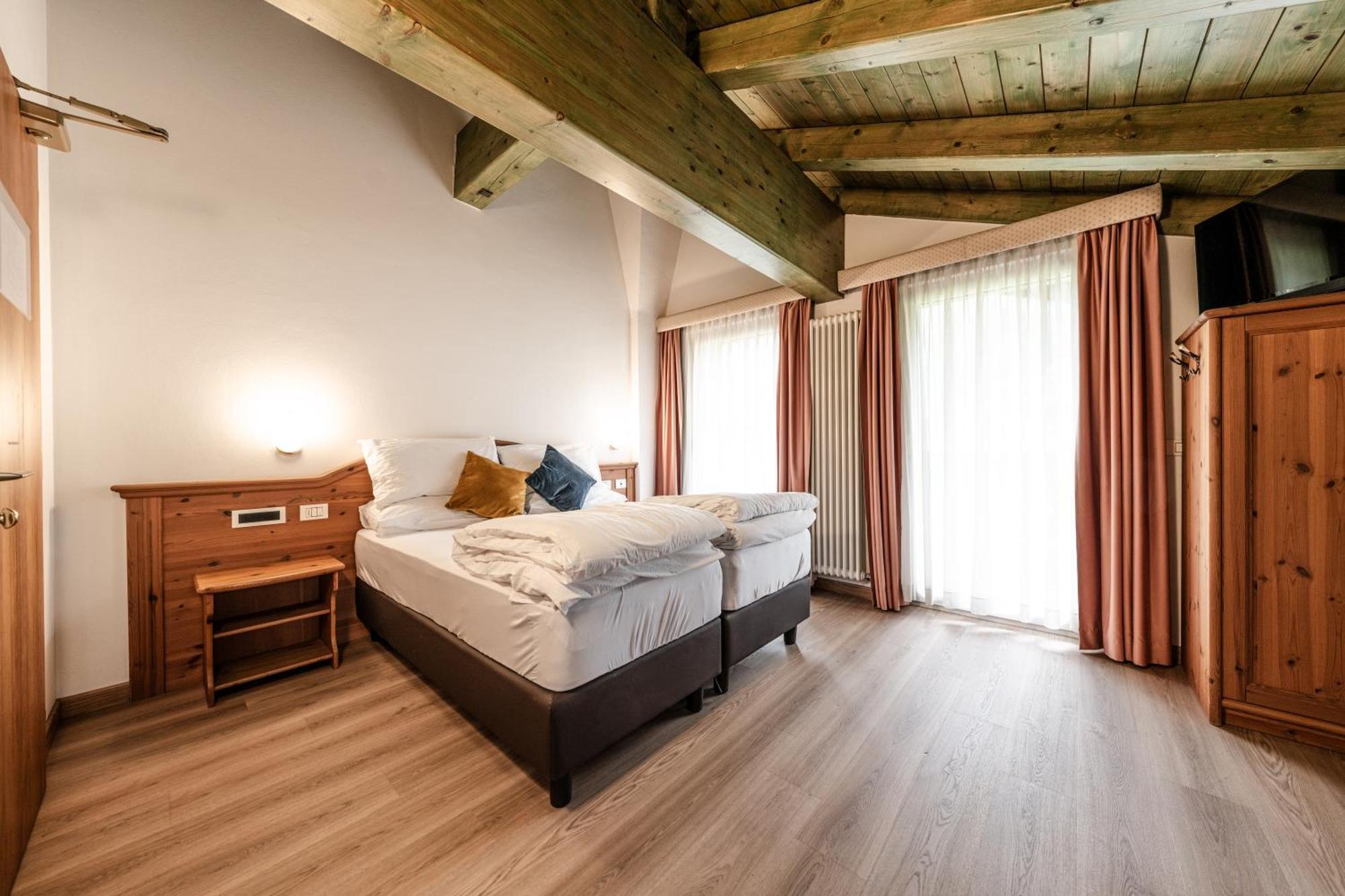 Hotel La Noria Commezzadura Ngoại thất bức ảnh